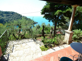 Belvilla by OYO Villa Shakti Lerici